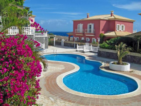  Pretty 2 bedroom villa with pool and WiFi  Эль Медано